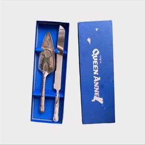 VINTAGE | Queen Anne Wedding Cake Sever and Knife